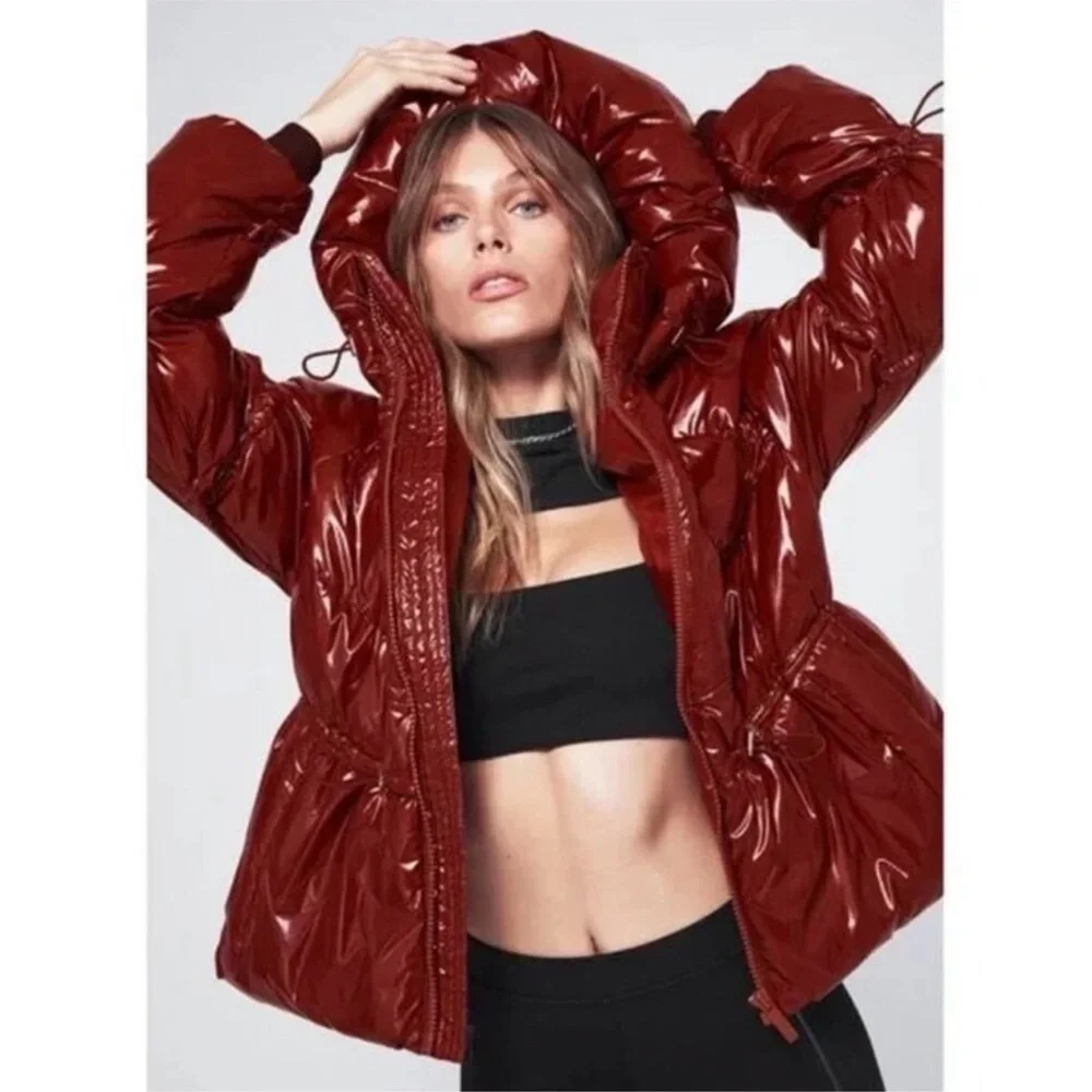 Alo Yoga Stunner Puffer Jacket Cranberry Red Winter Insulated Glossy Oversized